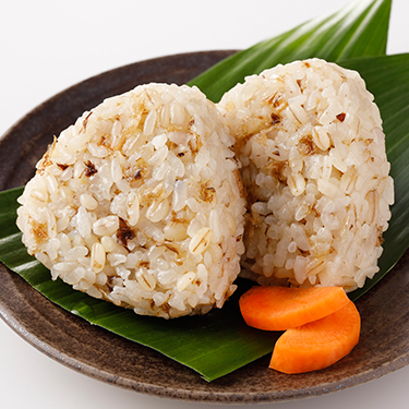 【冷凍商品】
冷凍素材力だし使用 鰹だしむすび